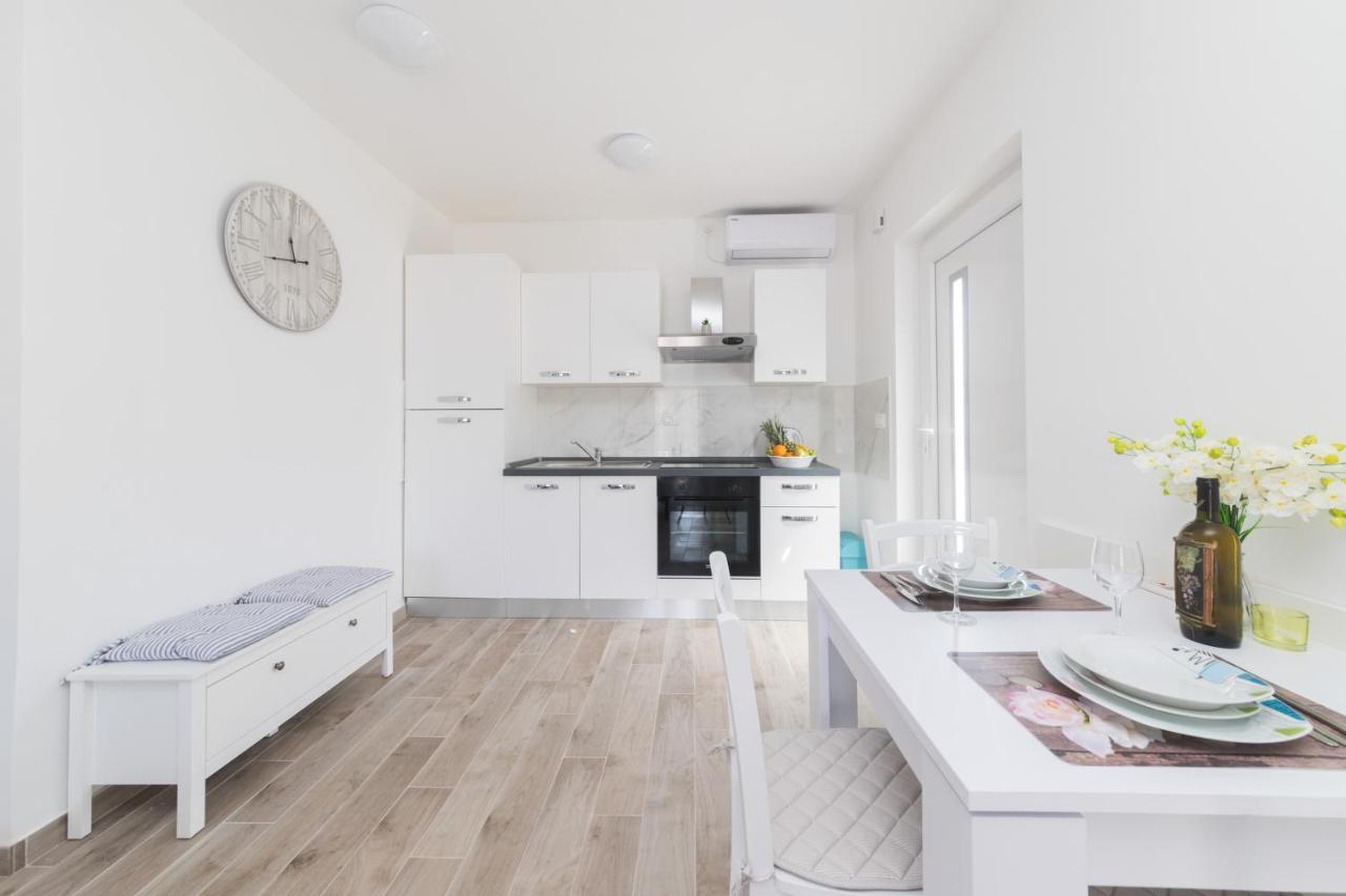 Apartamento Agava Ugljan Exterior foto