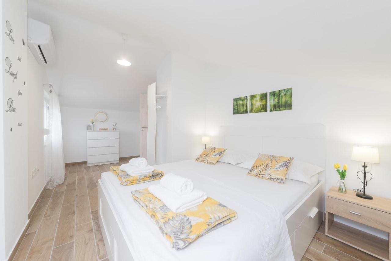 Apartamento Agava Ugljan Exterior foto